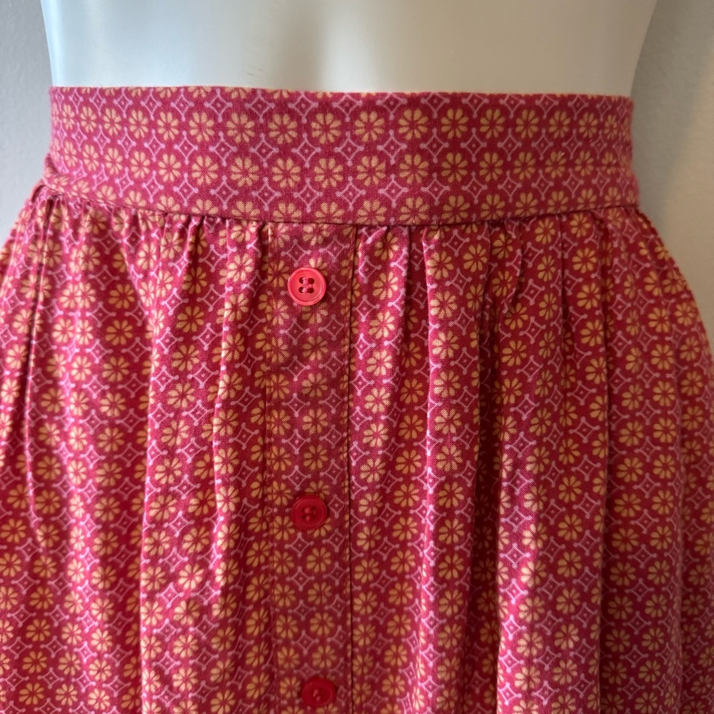 Pattern Skirt - Picture 2 of 6